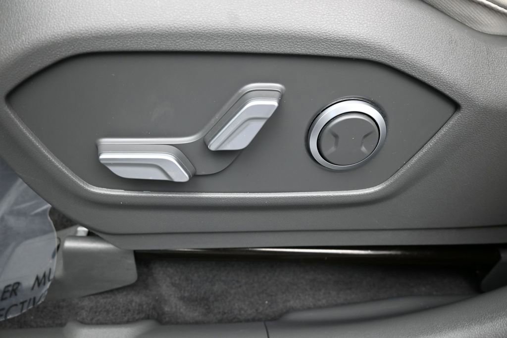 Used 2026 Hyundai Santa Fe SEL FWD image 21