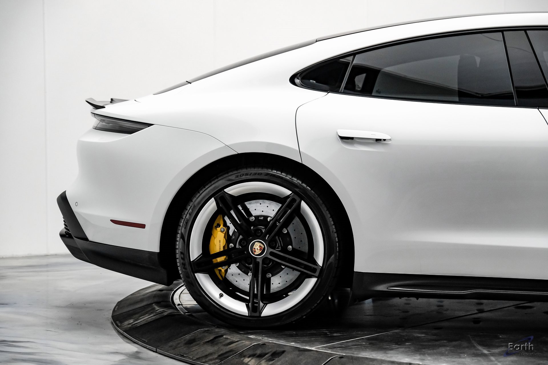 Used 2020 Porsche Taycan Turbo S image 17