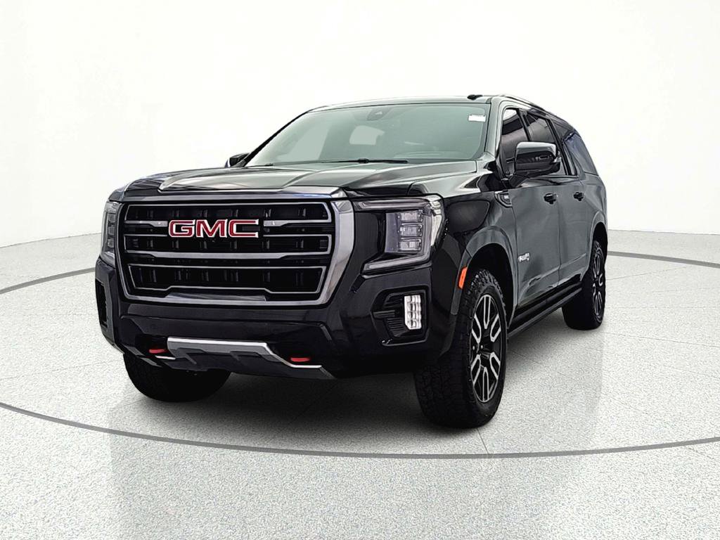 Used 2022 GMC Yukon XL AT4 w/ Technology Package image 2