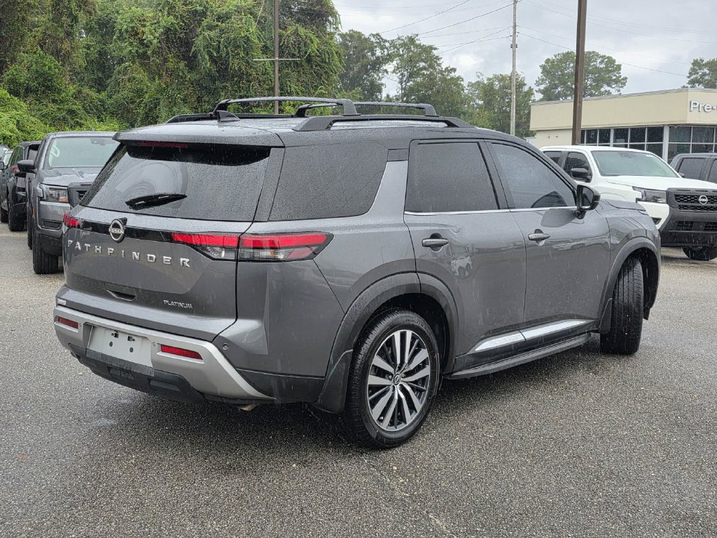 Used 2022 Nissan Pathfinder Platinum w/ Cargo Package FWD image 5