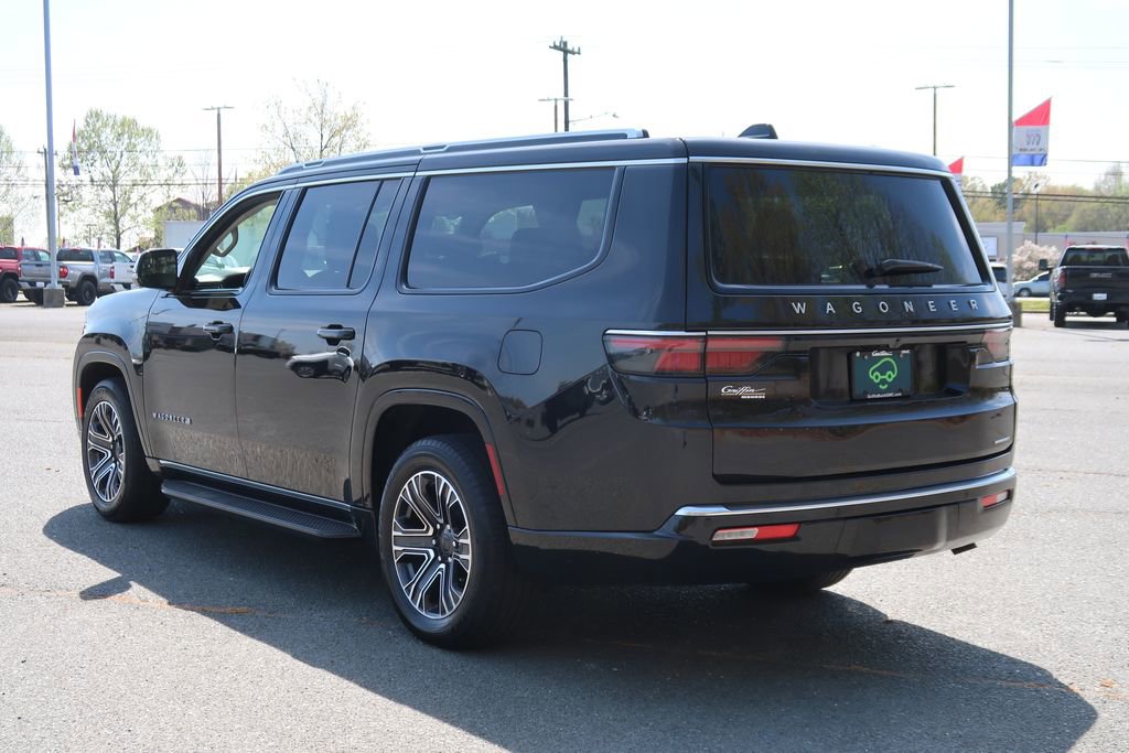 Used 2024 Jeep Wagoneer L Series II image 7