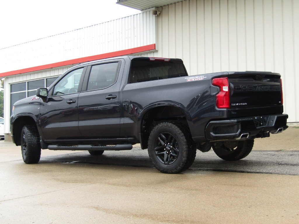 Used 2024 Chevrolet Silverado 1500 LT Trail Boss AWD/4WD image 10