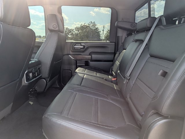 Used 2021 GMC Sierra 2500 Denali w/ Denali Ultimate Package AWD/4WD image 25