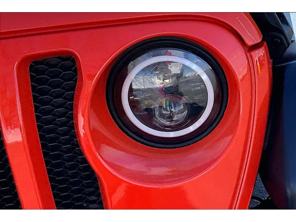 Used 2019 Jeep Wrangler Unlimited Sport S image 32
