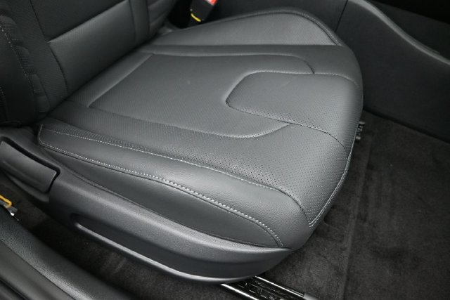 New 2026 Hyundai Elantra SEL Sport FWD image 12