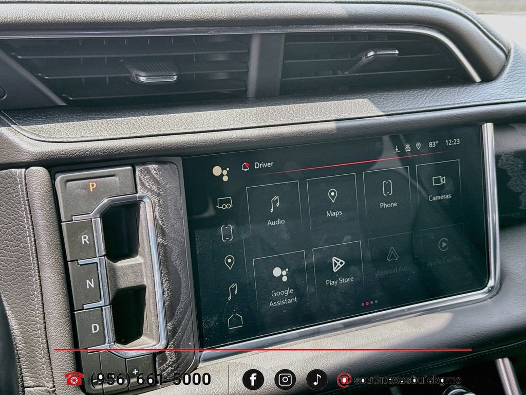 Used 2024 GMC Yukon Denali w/ Advanced Technology Package RWD image 17