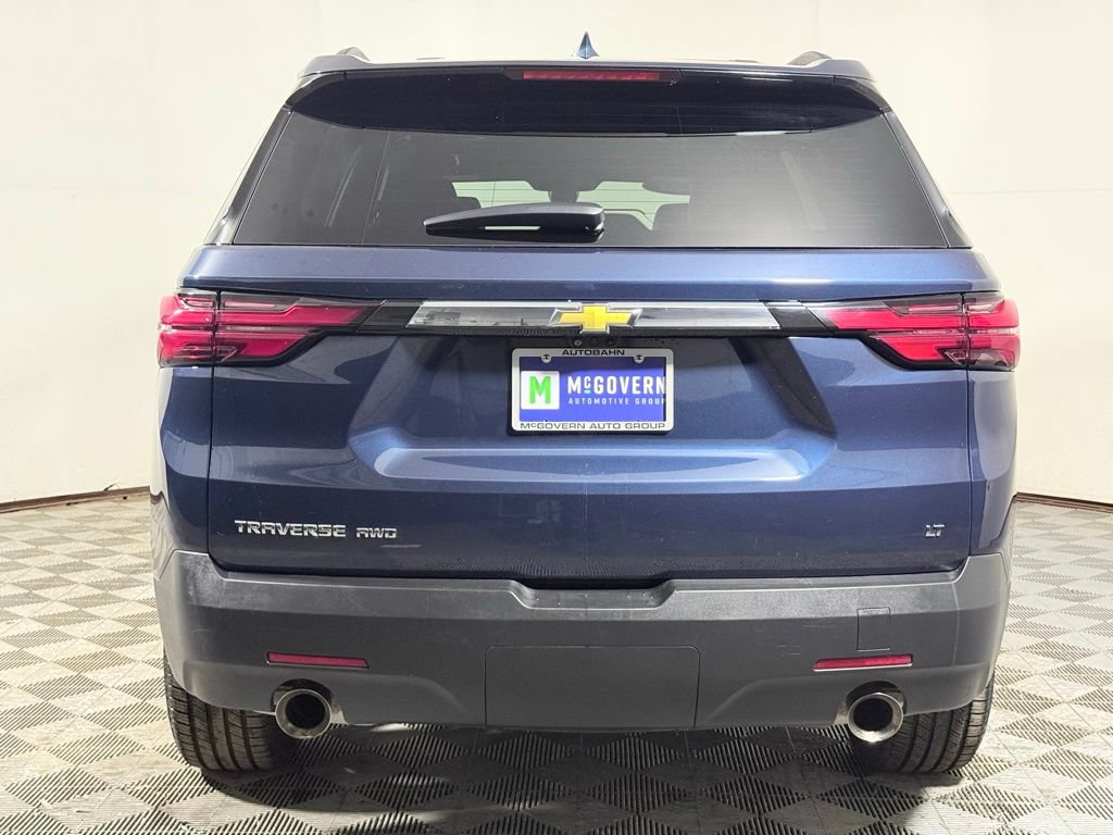 Used 2023 Chevrolet Traverse LT w/ LT Premium Package AWD/4WD image 5