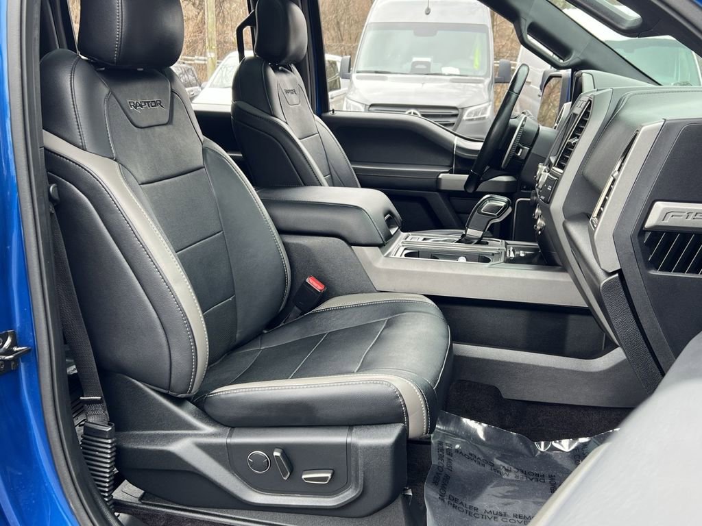 Used 2017 Ford F150 Raptor w/ Equipment Group 802A Luxury image 26