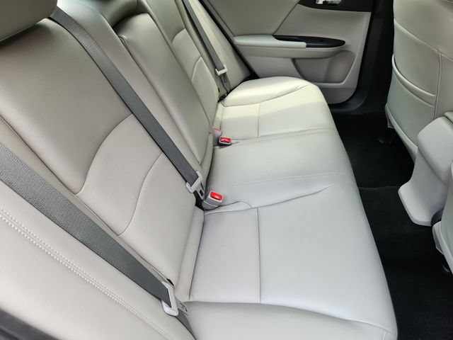 Used 2017 Honda Accord LX image 16