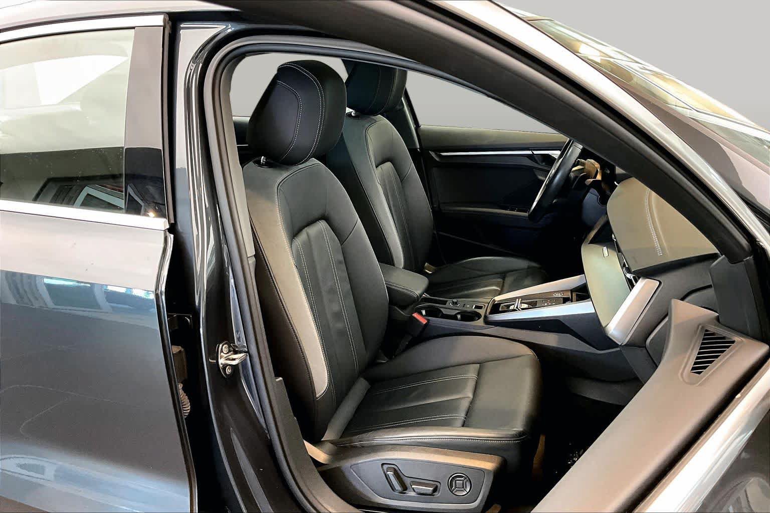 Used 2023 Audi Q8 Premium Plus w/ Premium Plus Package AWD/4WD image 9