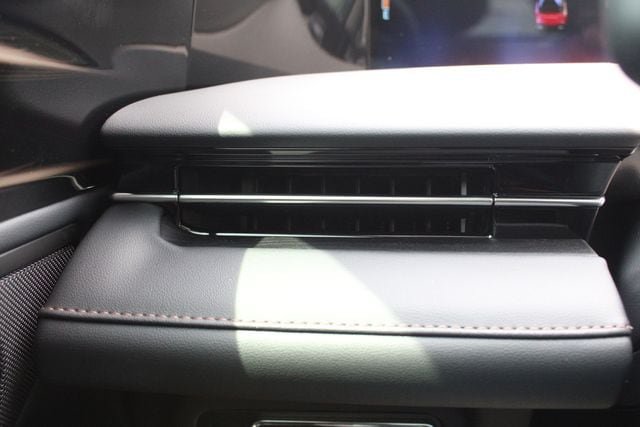 New 2026 Lincoln Nautilus Reserve w/ Jet Appearance Package AWD/4WD image 10