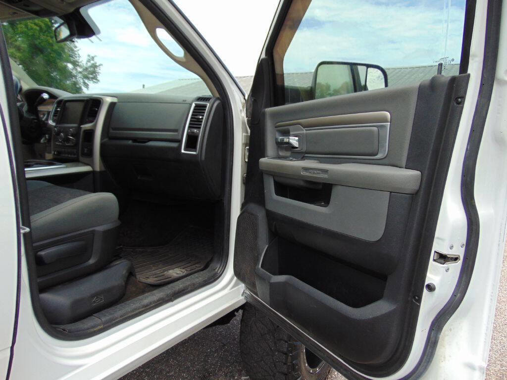 Used 2014 RAM 2500 SLT w/ HD Snow Plow Prep Group AWD/4WD image 24