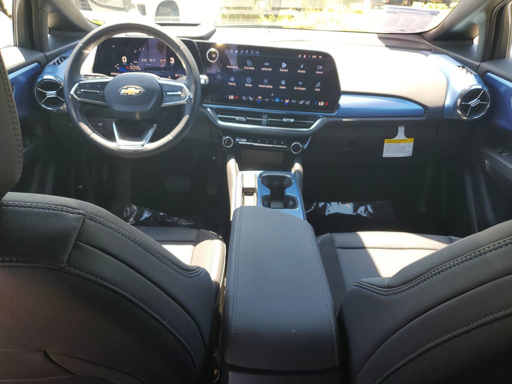 Used 2026 Chevrolet Equinox EV LT w/ Convenience Package II AWD/4WD image 10
