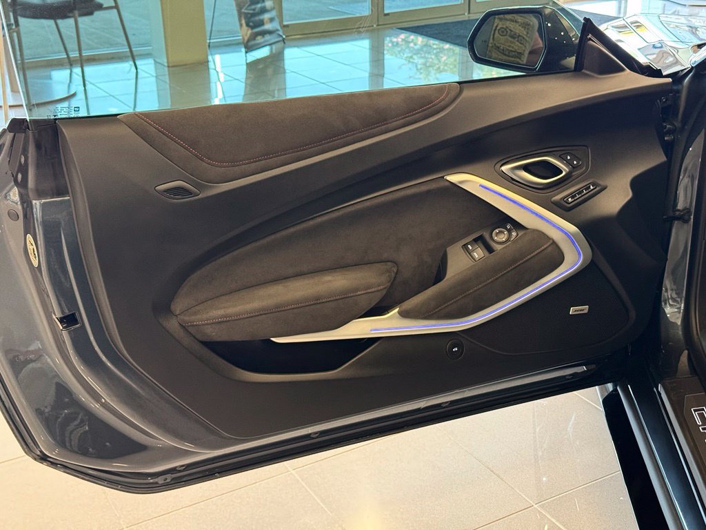 Used 2023 Chevrolet Camaro ZL1 RWD image 17