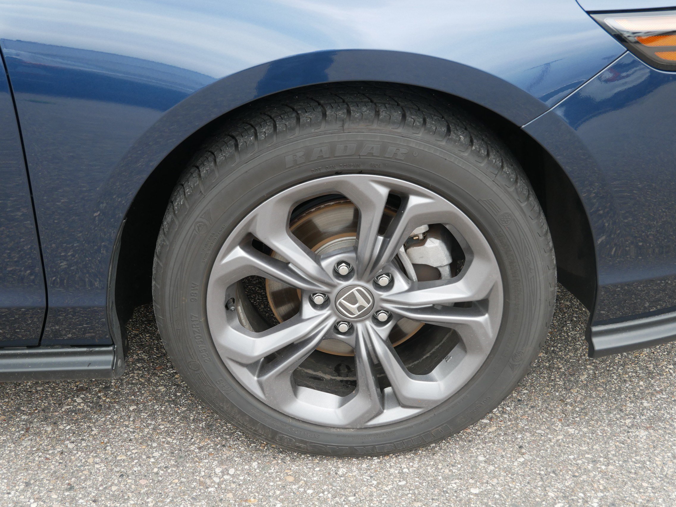 Certified 2023 Honda Accord EX image 15