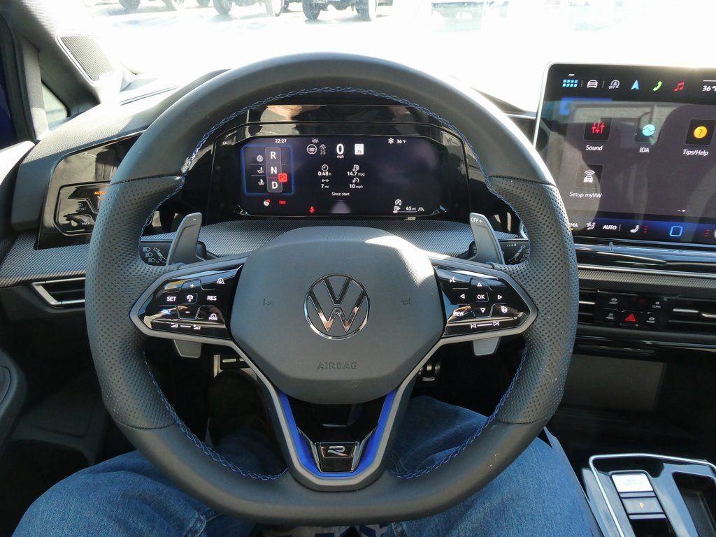 Used 2025 Volkswagen Golf w/ Euro Style Package image 34