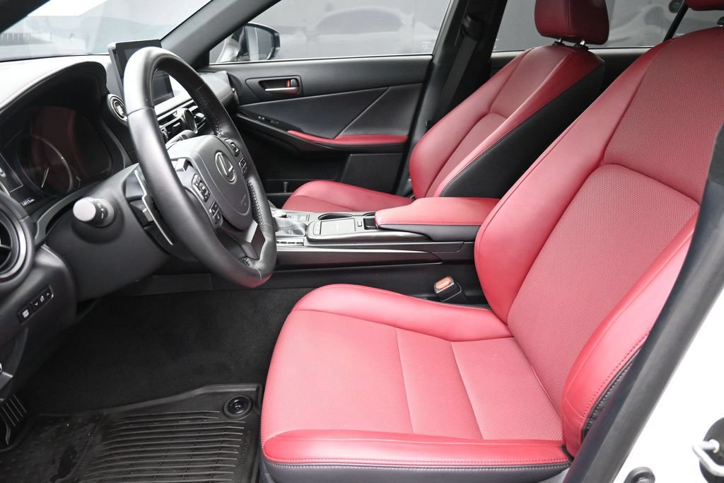 Used 2025 Lexus IS 350 F Sport RWD image 21