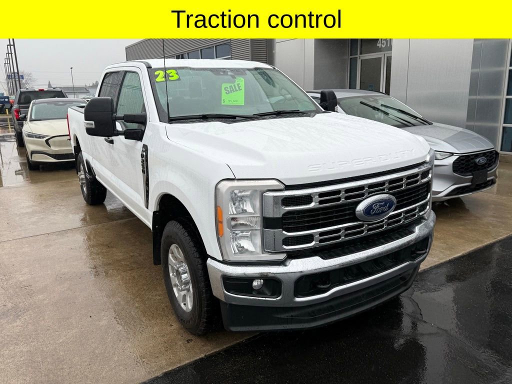 Certified 2023 Ford F250 XLT image 3