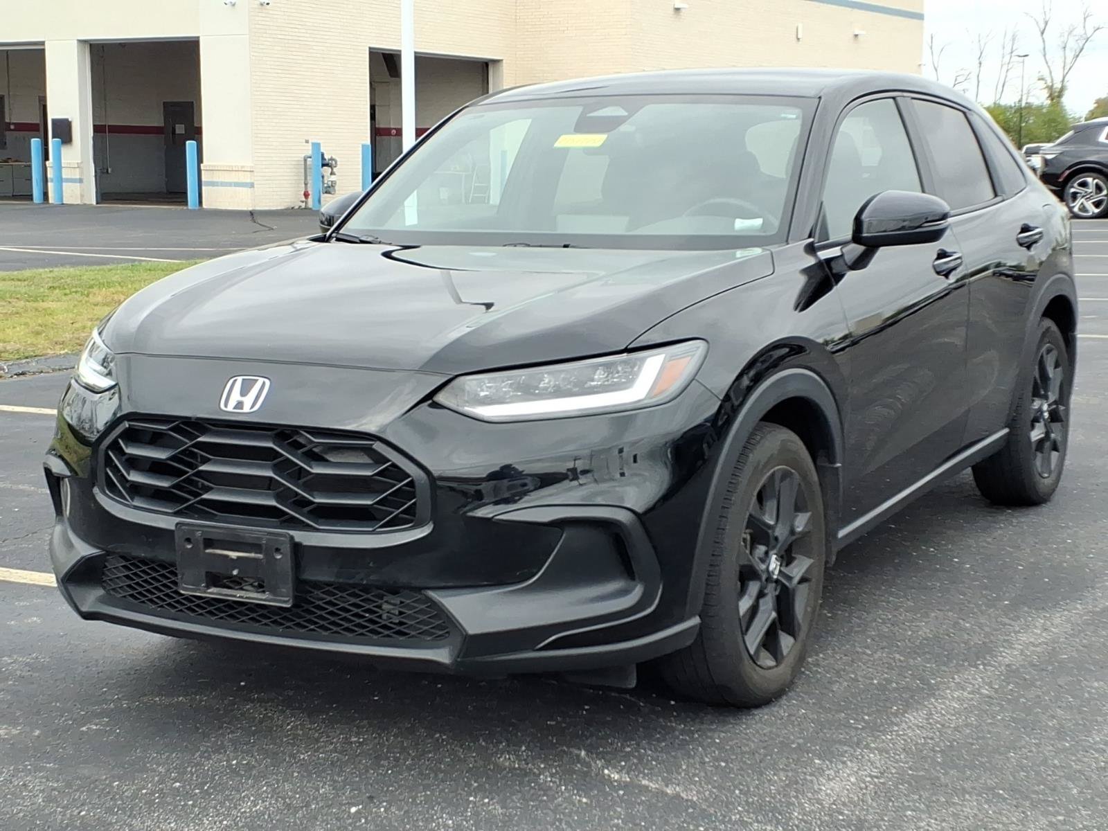 Used 2024 Honda HR-V Sport image 2