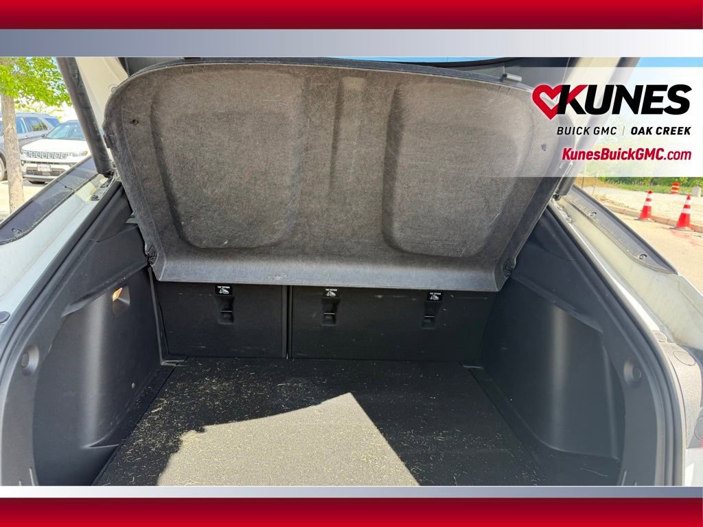 Used 2025 Buick Envista Sport Touring w/ Convenience I Package FWD image 4