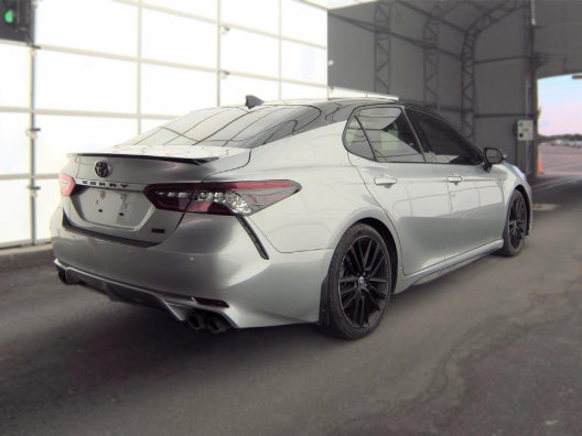 Used 2022 Toyota Camry XSE w/ Navigation Package FWD image 5