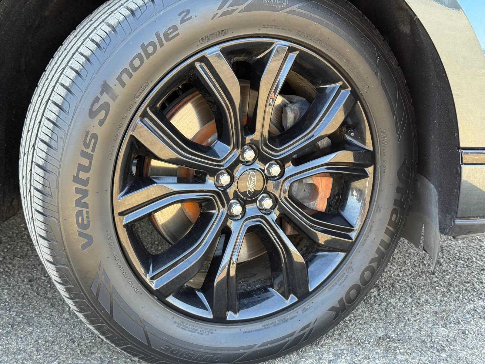 Used 2024 Ford Edge SE w/ Black Appearance Package AWD/4WD image 9