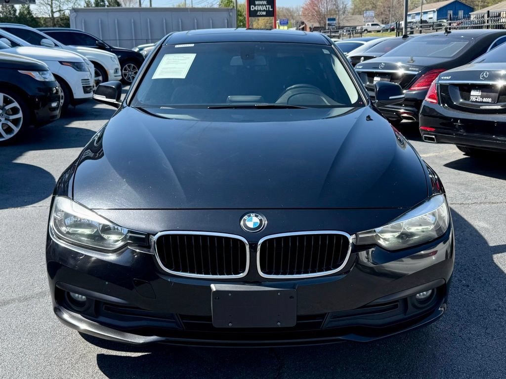 Used 2016 BMW 320i Sedan RWD image 2