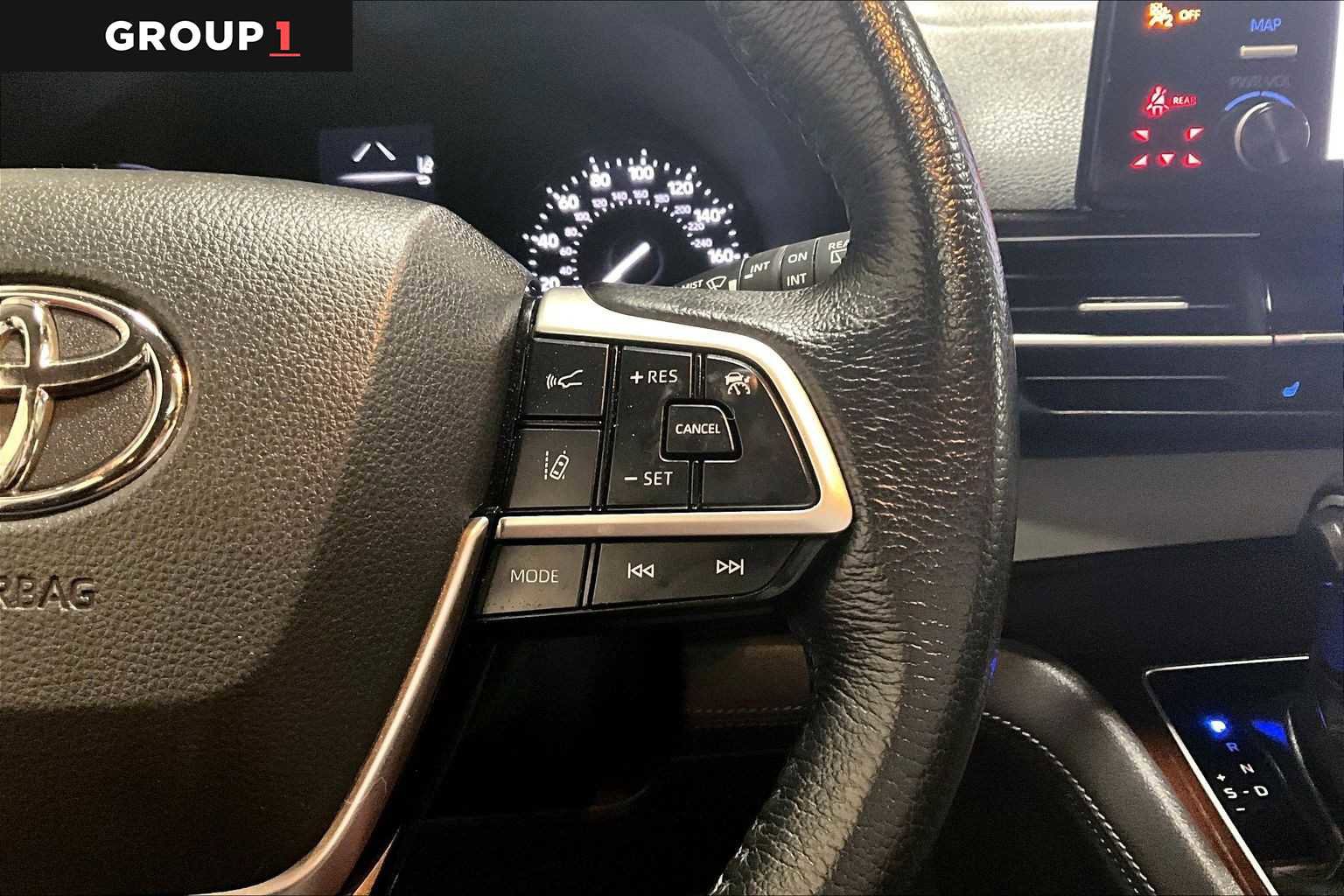 Certified 2021 Toyota Sienna XLE image 25