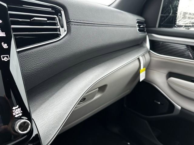 New 2025 Jeep Wagoneer L Series III w/ Quick Order Package 25C Super image 24