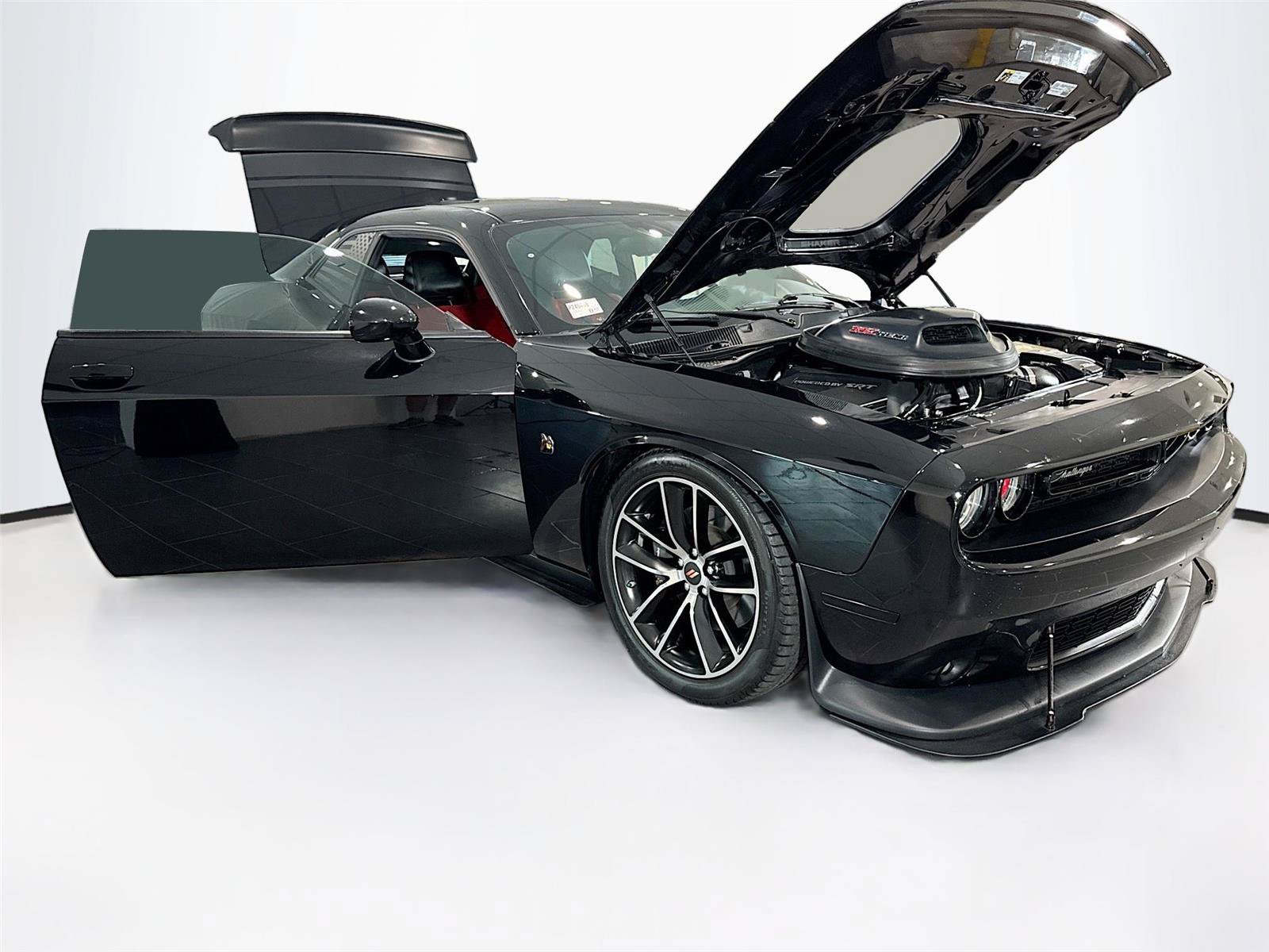 Used 2016 Dodge Challenger R/T Scat Pack RWD image 37