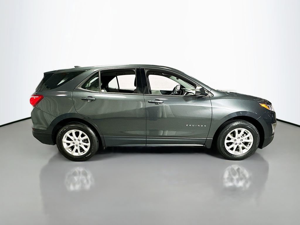 Used 2019 Chevrolet Equinox LS image 9