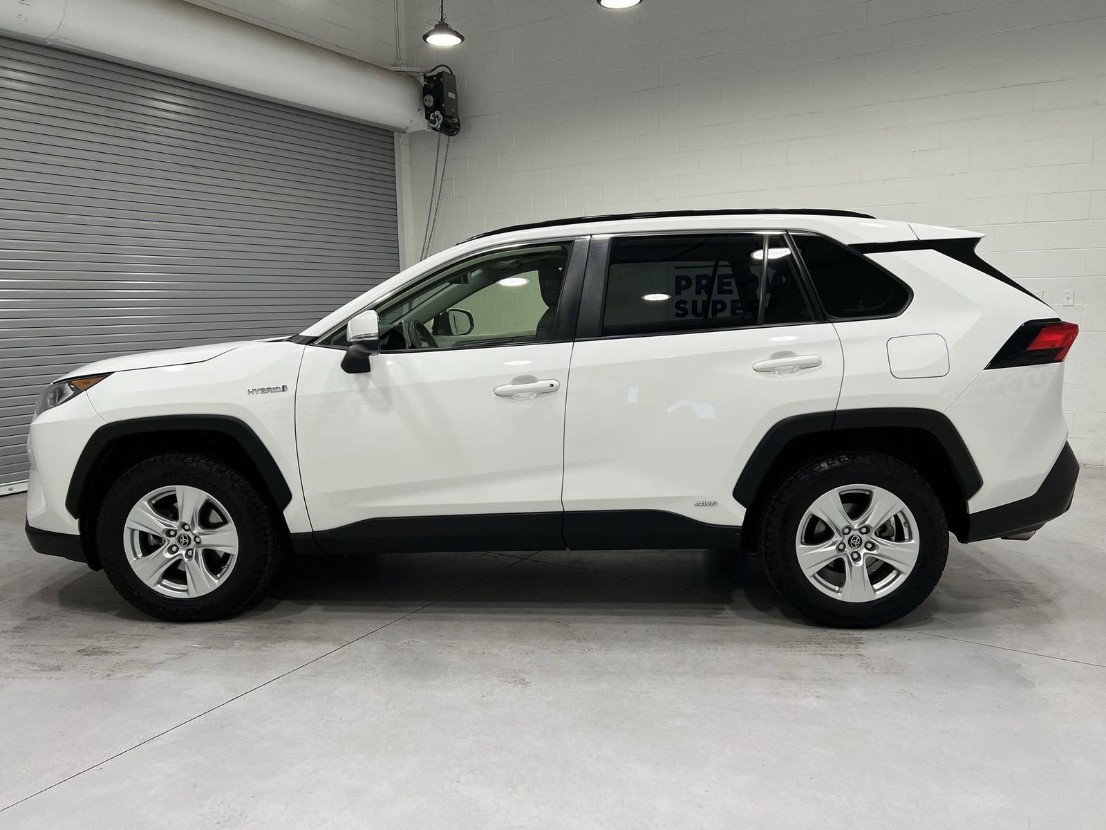 Used 2019 Toyota RAV4 XLE w/ Convenience Package image 5