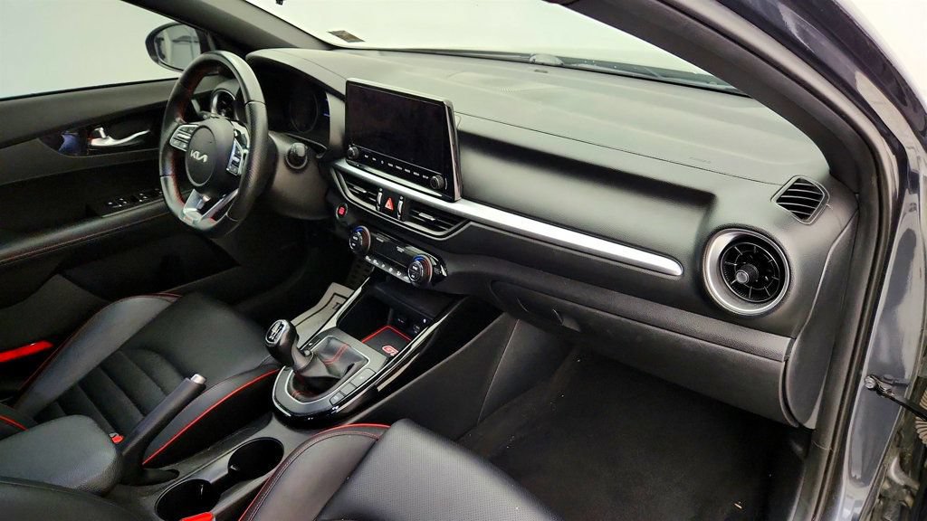Used 2022 Kia Forte GT FWD image 26