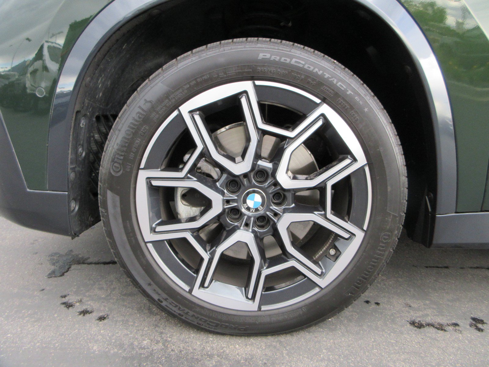 Used 2025 BMW X1 xDrive28i w/ Premium Package AWD/4WD image 51