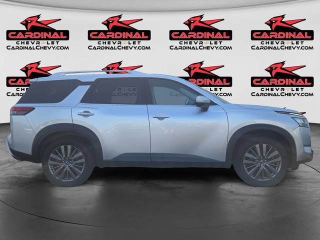 Used 2022 Nissan Pathfinder SL w/ SL Premium Package AWD/4WD image 2