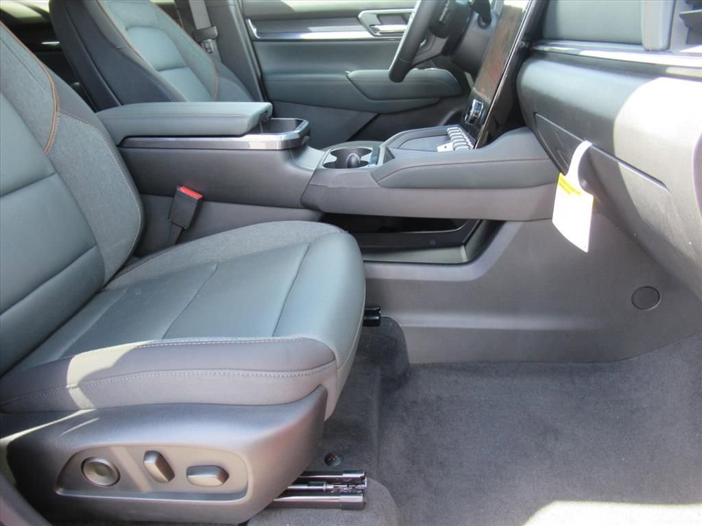 New 2026 GMC Terrain AT4 w/ Convenience Package III image 10