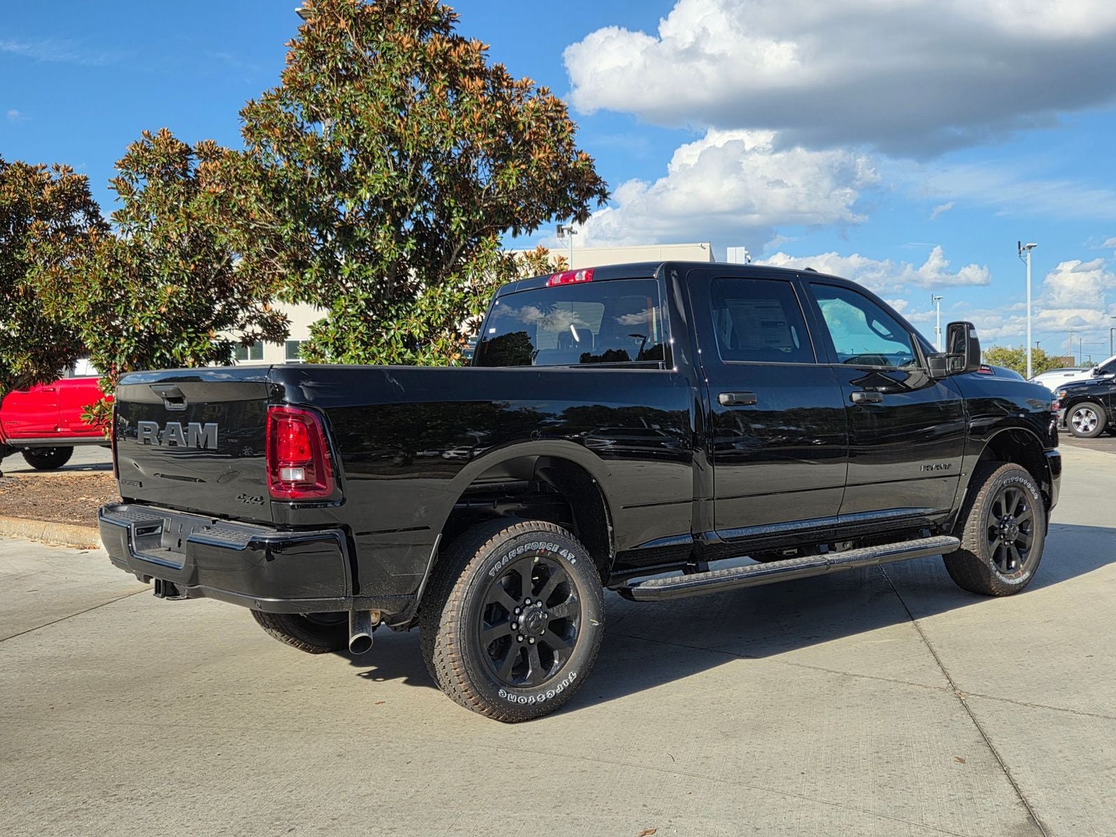 New 2026 RAM 2500 Big Horn AWD/4WD image 4