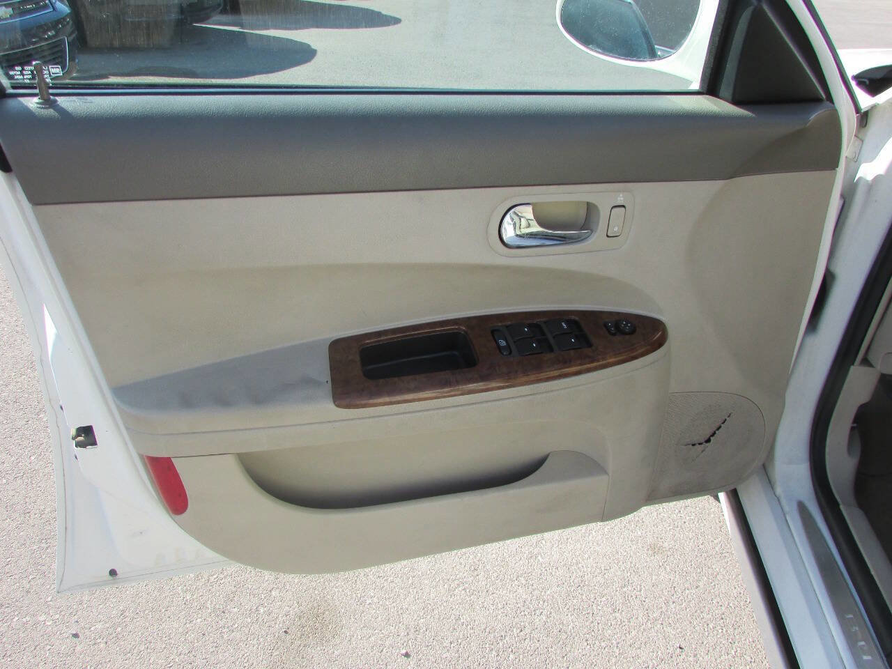 Used 2006 Buick LaCrosse CXL w/ Driver Confidence Package FWD image 10
