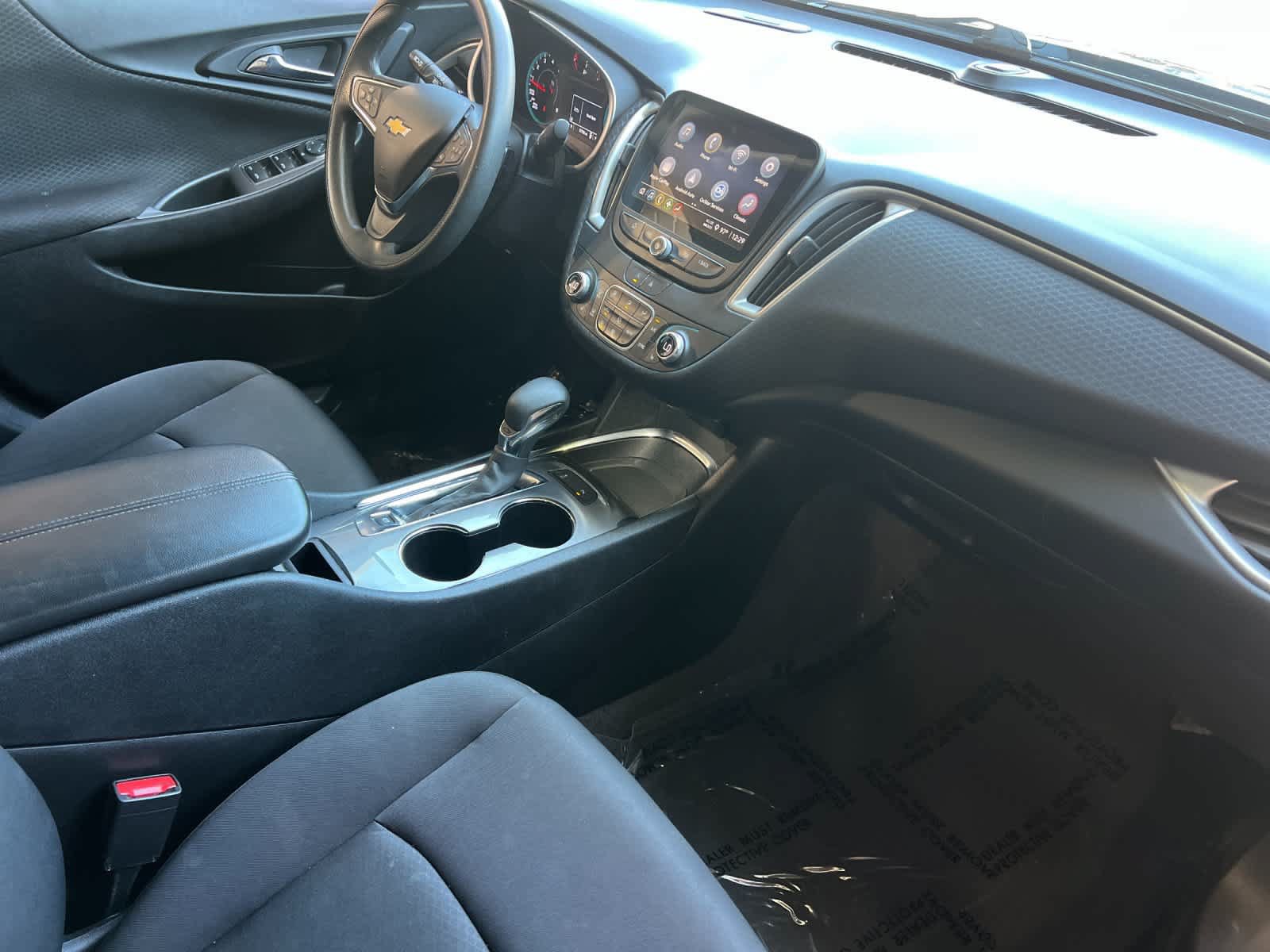 Used 2024 Chevrolet Malibu LT FWD image 16