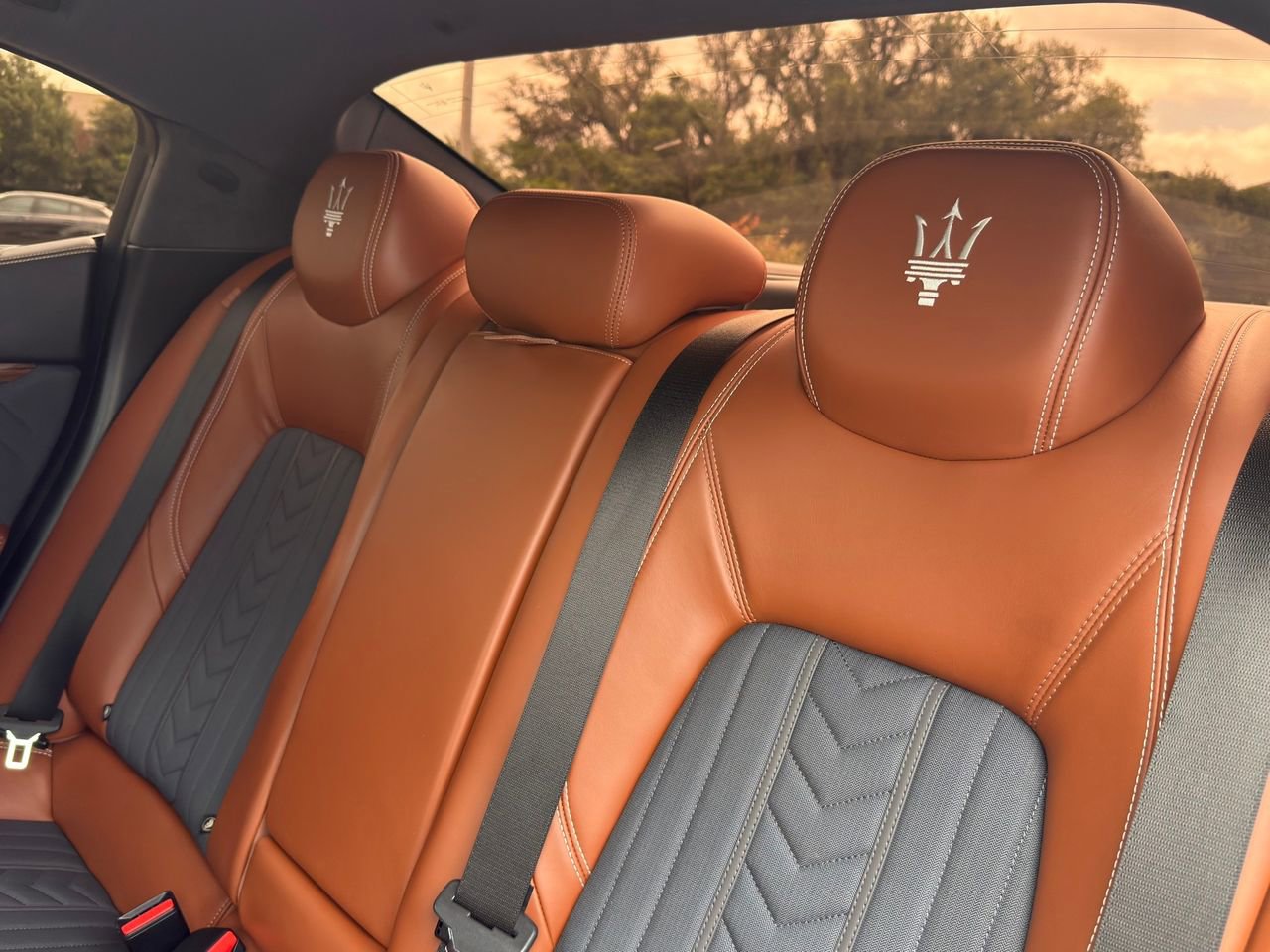 Used 2018 Maserati Ghibli S GranLusso AWD/4WD image 30