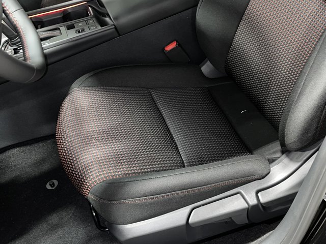 New 2026 Nissan Sentra SR w/ Floor Mat Package FWD image 17
