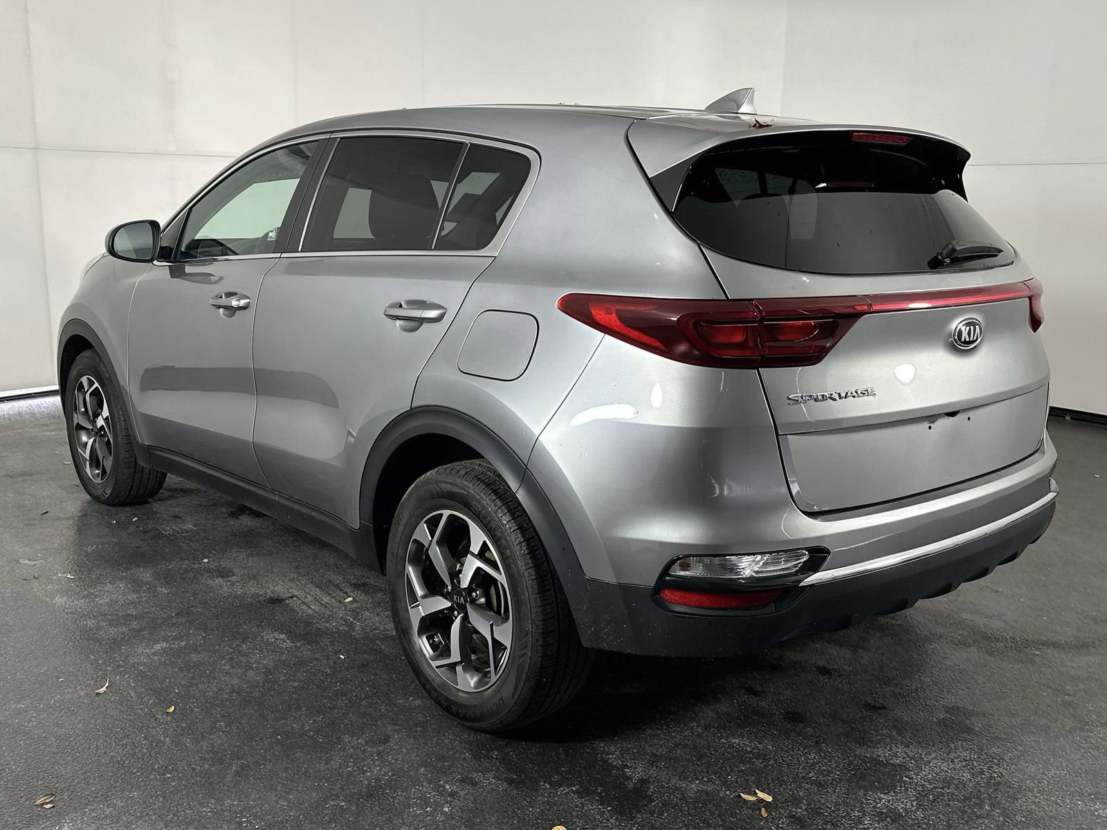 Used 2022 Kia Sportage LX image 6