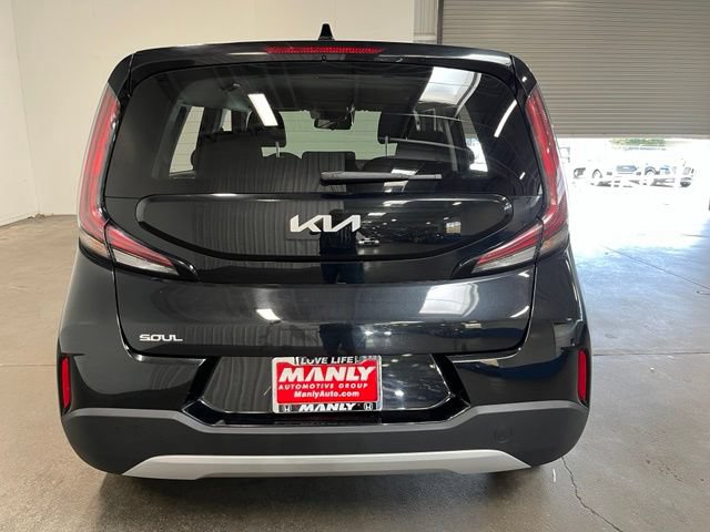 Used 2024 Kia Soul LX w/ Option Group 015 FWD image 4