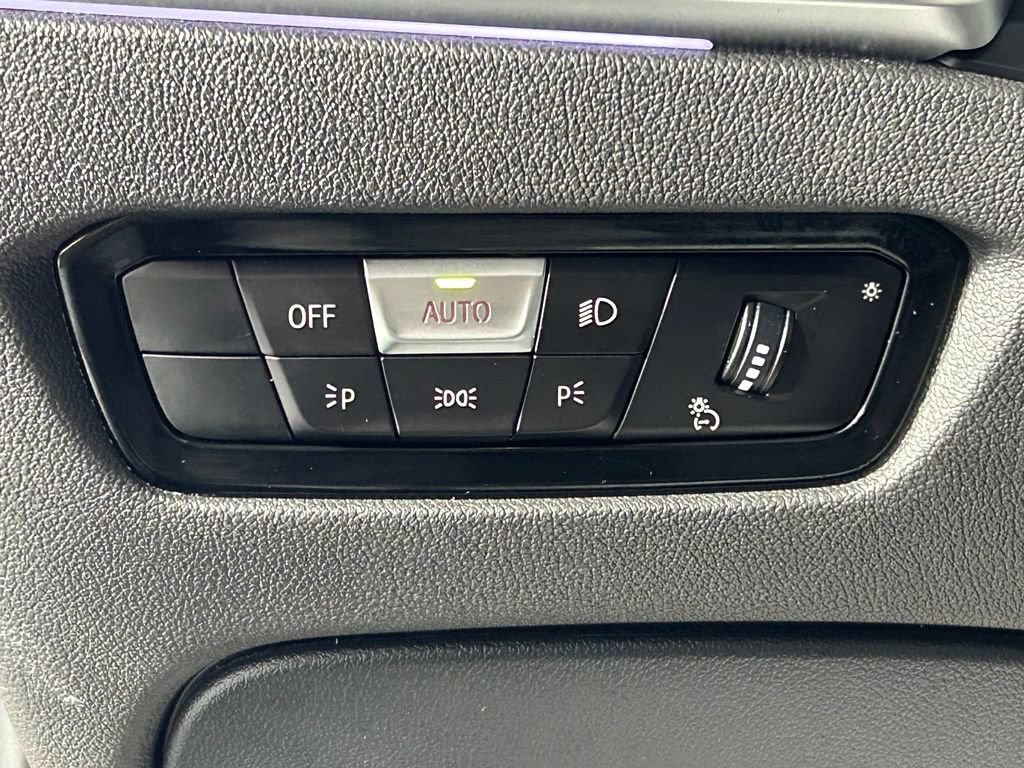Used 2023 BMW M4 Coupe w/ Executive Package RWD image 33