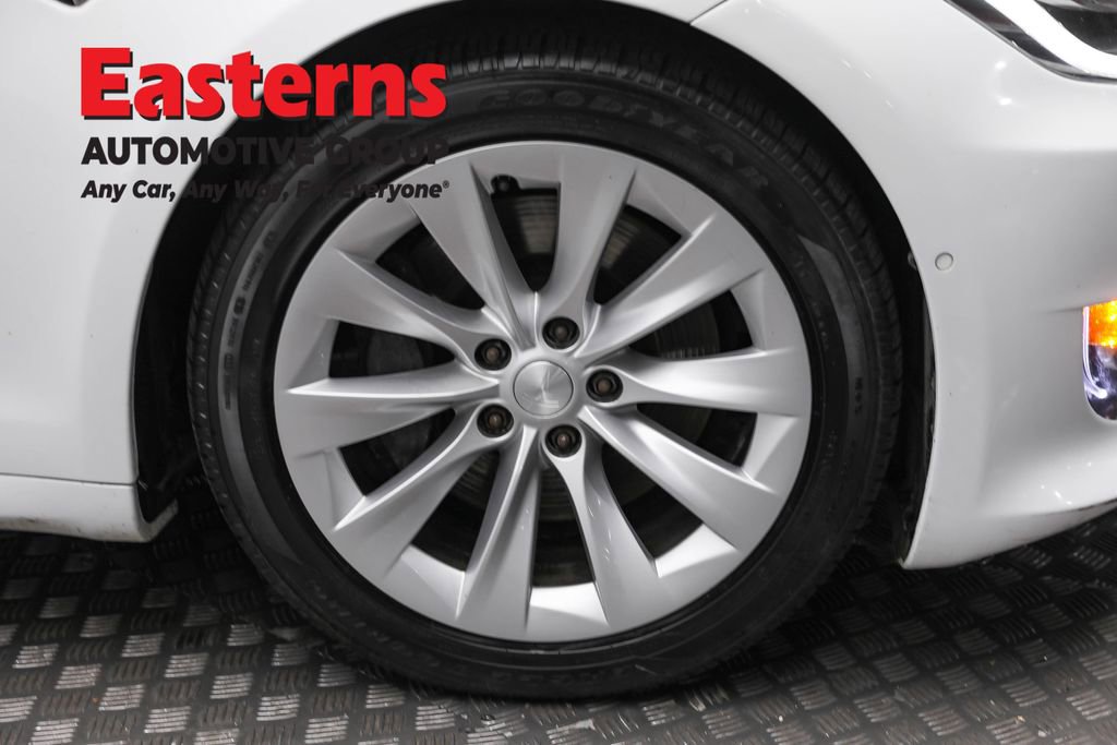 Used 2018 Tesla Model S 75D AWD/4WD image 27