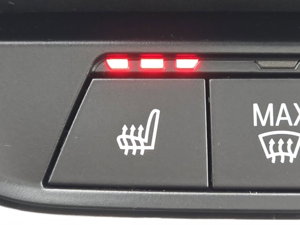 Used 2024 BMW X3 xDrive30i image 7