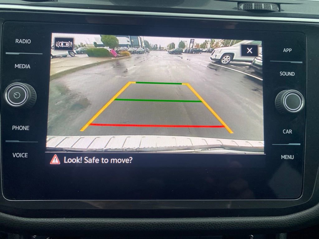 Used 2024 Volkswagen Tiguan Wolfsburg Edition image 17