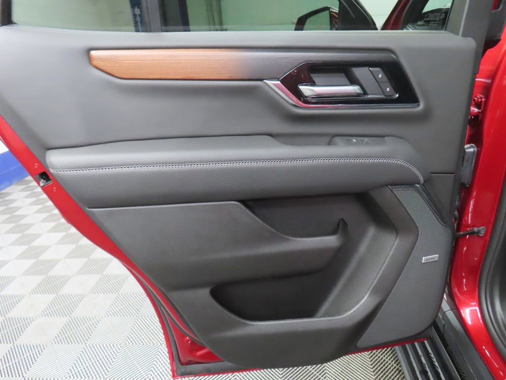 Used 2026 GMC Yukon Denali w/ Denali Reserve Package image 71