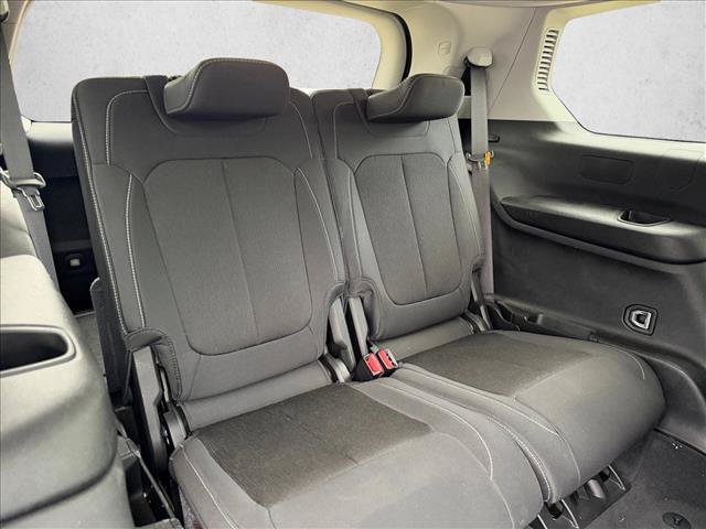 Used 2023 Jeep Grand Cherokee L Laredo RWD image 19
