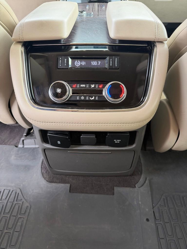 Used 2021 Lincoln Navigator Reserve w/ Luxury Package image 16